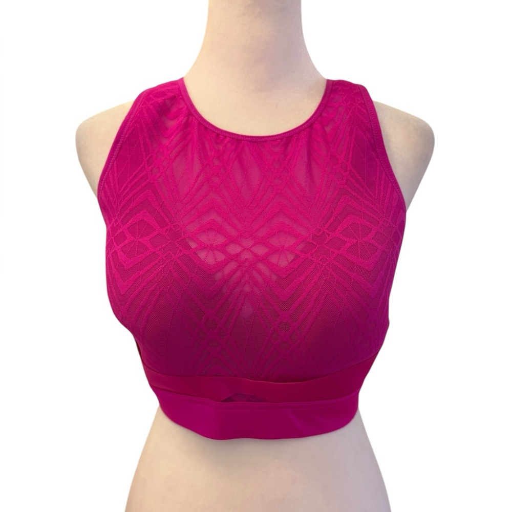 New Victoria’s Secret On Point Pink Mesh Push Up Sports Bra  Size 36DD
